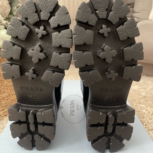 Prada Monolith brushed leather Chelsea boots - Picture 11 of 16